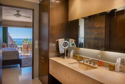 Oceanfront Elegance at Cabo Bello - Cabo Bello, Mexico