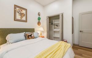 Warm & Welcoming Cottage in the Heart of Horse Country - Simpsonville, Kentucky