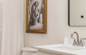 Warm & Welcoming Cottage in the Heart of Horse Country - Simpsonville, Kentucky