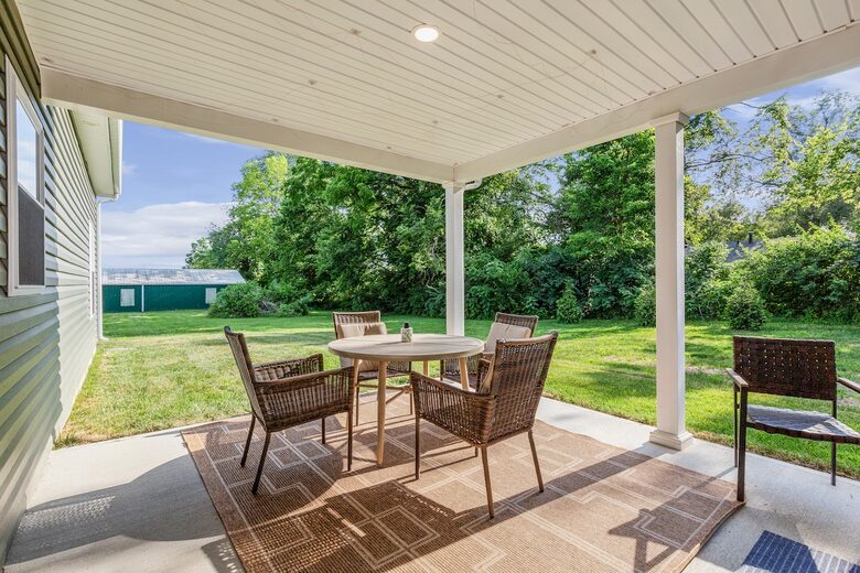 Warm & Welcoming Cottage in the Heart of Horse Country - Simpsonville, Kentucky
