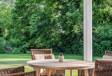 Warm & Welcoming Cottage in the Heart of Horse Country - Simpsonville, Kentucky
