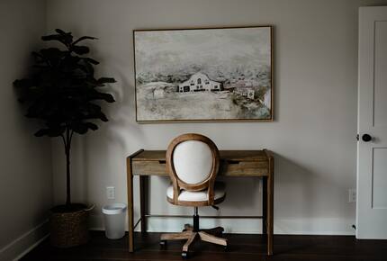 Welcoming Cottage Steps from Local Favorites - Winston-Salem, North Carolina