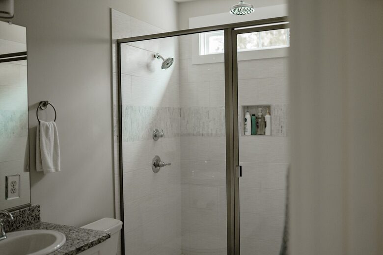 Welcoming Cottage Steps from Local Favorites - Winston-Salem, North Carolina