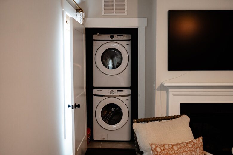 Welcoming Cottage Steps from Local Favorites - Winston-Salem, North Carolina