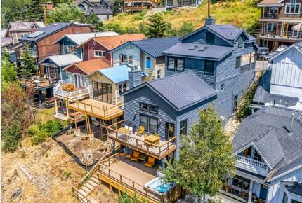 Spacious Park City Escape with Valley Views & Sauna - Park City, Utah