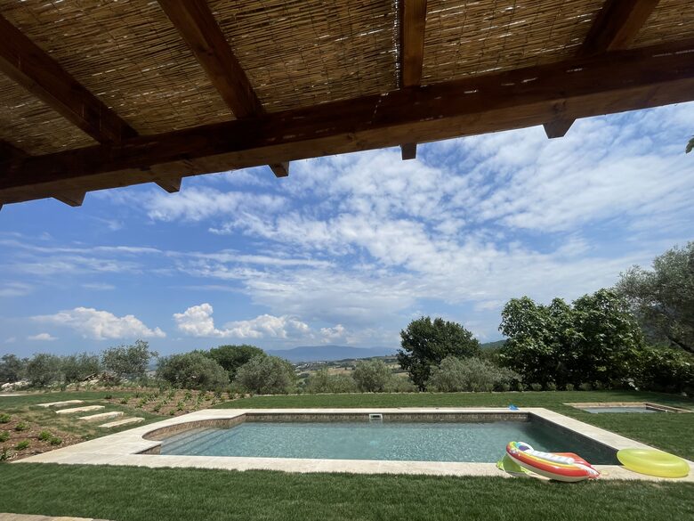 A Refined Umbrian Estate with Vineyards and Olive Groves - Gualdo Cattaneo, Perugia, Italy