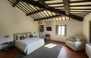 A Refined Umbrian Estate with Vineyards and Olive Groves - Gualdo Cattaneo, Perugia, Italy