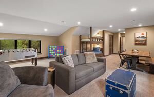 Upscale Montana Retreat with Private Dock & Mountain Views - Anaconda, Montana