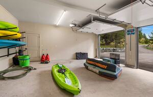 Upscale Montana Retreat with Private Dock & Mountain Views - Anaconda, Montana