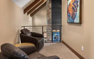 Upscale Montana Retreat with Private Dock & Mountain Views - Anaconda, Montana