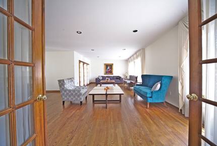 Sophisticated Estate Retreat near Washington, D.C. - Potomac, Maryland