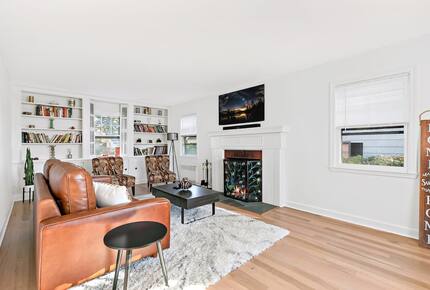 Modern Suburban Haven Near NYC - New Rochelle, New York