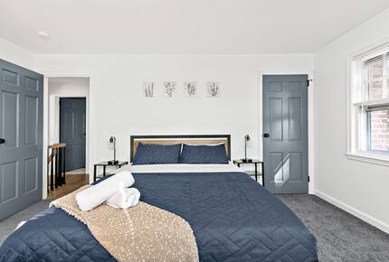 Modern Suburban Haven Near NYC - New Rochelle, New York