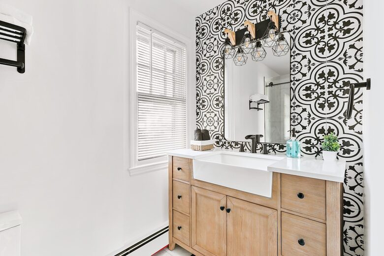 Modern Suburban Haven Near NYC - New Rochelle, New York