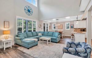 Deja Blue-6BR w Pool Hot Tub-Steps To Beach - Hilton Head Island, South Carolina