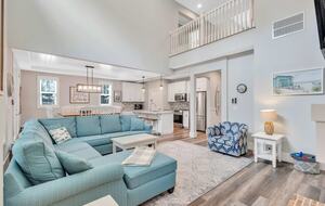 Deja Blue-6BR w Pool Hot Tub-Steps To Beach - Hilton Head Island, South Carolina