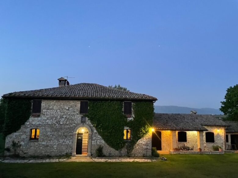 A Refined Umbrian Estate with Vineyards and Olive Groves - Gualdo Cattaneo, Perugia, Italy