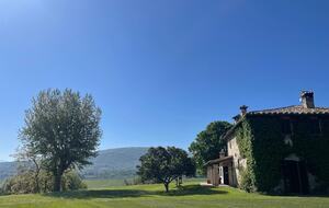A Refined Umbrian Estate with Vineyards and Olive Groves - Gualdo Cattaneo, Perugia, Italy