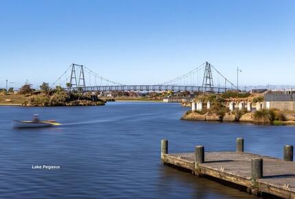 Wetland Haven at Pegasus Beach - Pegasus, New Zealand