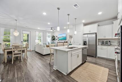 Refined Golf Resort Living in North Myrtle Beach - North Myrtle Beach, South Carolina