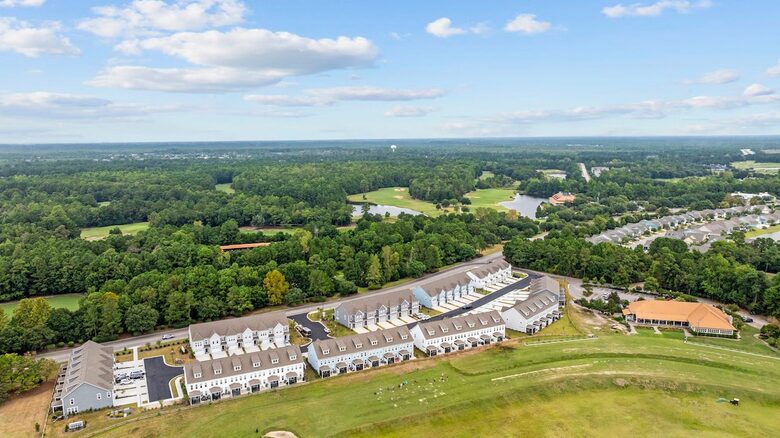 Refined Golf Resort Living in North Myrtle Beach - North Myrtle Beach, South Carolina
