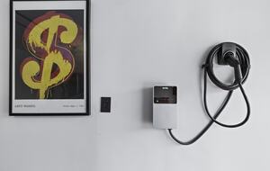 Stylish Scottsdale Retreat with Vibrant Outdoor Oasis - Scottsdale, Arizona