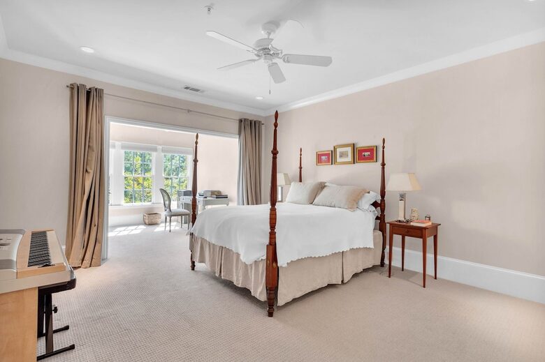 Graceful Retreat in the Heart of Selborne Hamlet - Chattahoochee Hills, Georgia