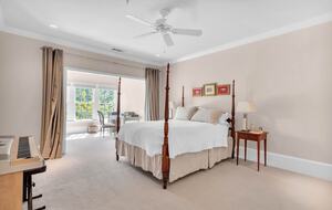 Graceful Retreat in the Heart of Selborne Hamlet - Chattahoochee Hills, Georgia