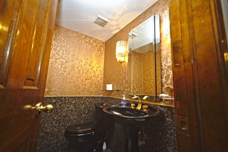 Sophisticated Estate Retreat near Washington, D.C. - Potomac, Maryland