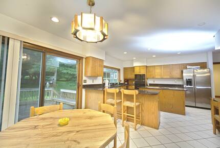 Sophisticated Estate Retreat near Washington, D.C. - Potomac, Maryland