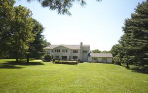 Sophisticated Estate Retreat near Washington, D.C. - Potomac, Maryland