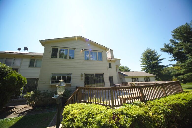 Sophisticated Estate Retreat near Washington, D.C. - Potomac, Maryland