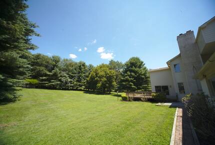 Sophisticated Estate Retreat near Washington, D.C. - Potomac, Maryland