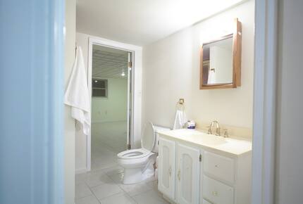 Sophisticated Estate Retreat near Washington, D.C. - Potomac, Maryland