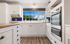 Seaside Elegance in Southland - Riverton / Aparima, New Zealand