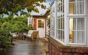 Seaside Elegance in Southland - Riverton / Aparima, New Zealand