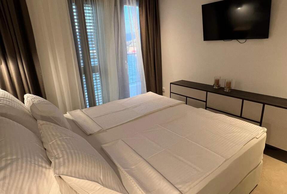 Exclusive Waterfront Villa with Panoramic Adriatic Views - Lumbarda, Korčula Island, Croatia