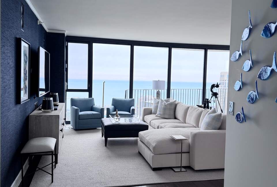 Panoramic Living in the Heart of Chicago - Chicago, Illinois