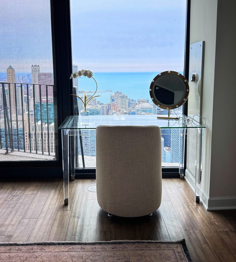 Panoramic Living in the Heart of Chicago - Chicago, Illinois