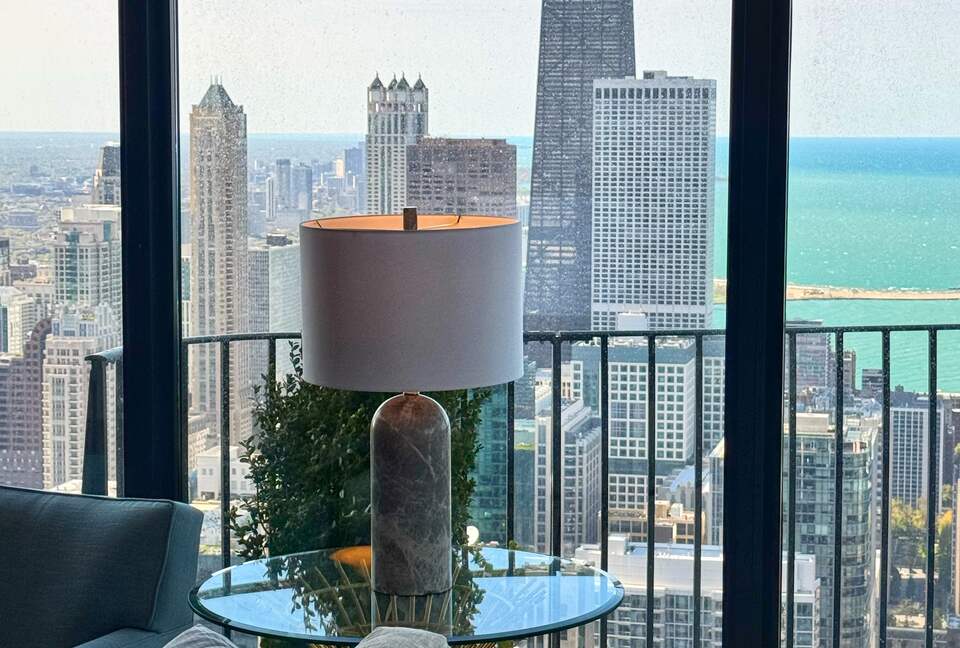 Panoramic Living in the Heart of Chicago - Chicago, Illinois