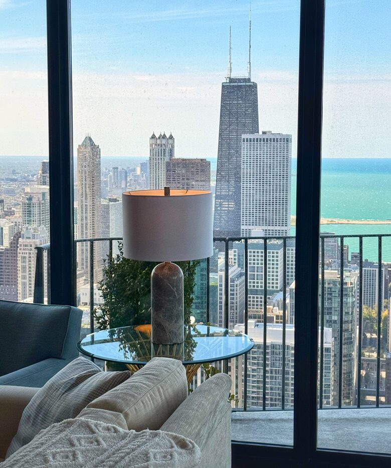 Panoramic Living in the Heart of Chicago - Chicago, Illinois