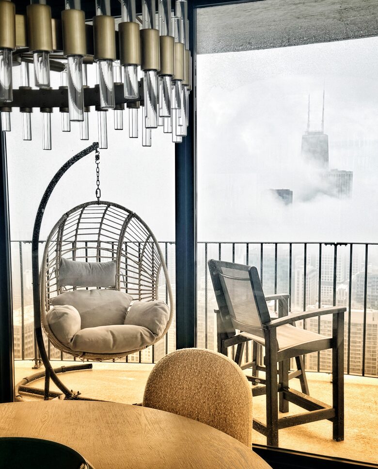 Panoramic Living in the Heart of Chicago - Chicago, Illinois