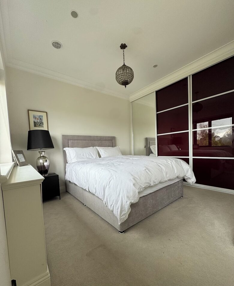 A Luxurious Coastal Retreat Near Galway - Oranmore, Ireland