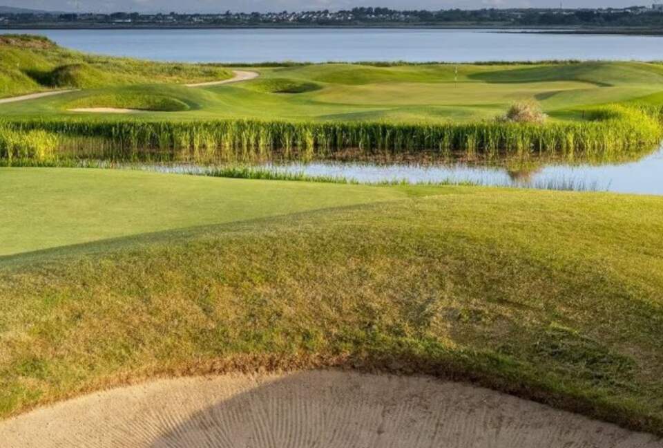 A Luxurious Coastal Retreat Near Galway - Oranmore, Ireland