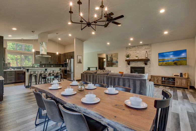Refined Mountain Retreat with Game Room & Spa - South Lake Tahoe, California