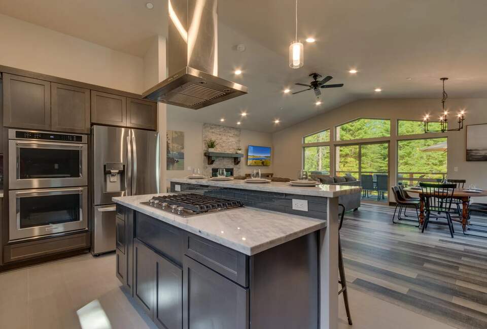 Refined Mountain Retreat with Game Room & Spa - South Lake Tahoe, California
