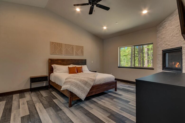 Refined Mountain Retreat with Game Room & Spa - South Lake Tahoe, California