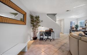 Serene Twinberry Townhome | A Refined Retreat in Westlake Hills - Austin, Texas