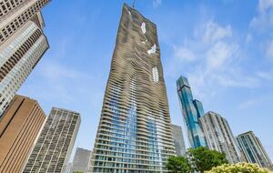 Panoramic Living in the Heart of Chicago - Chicago, Illinois