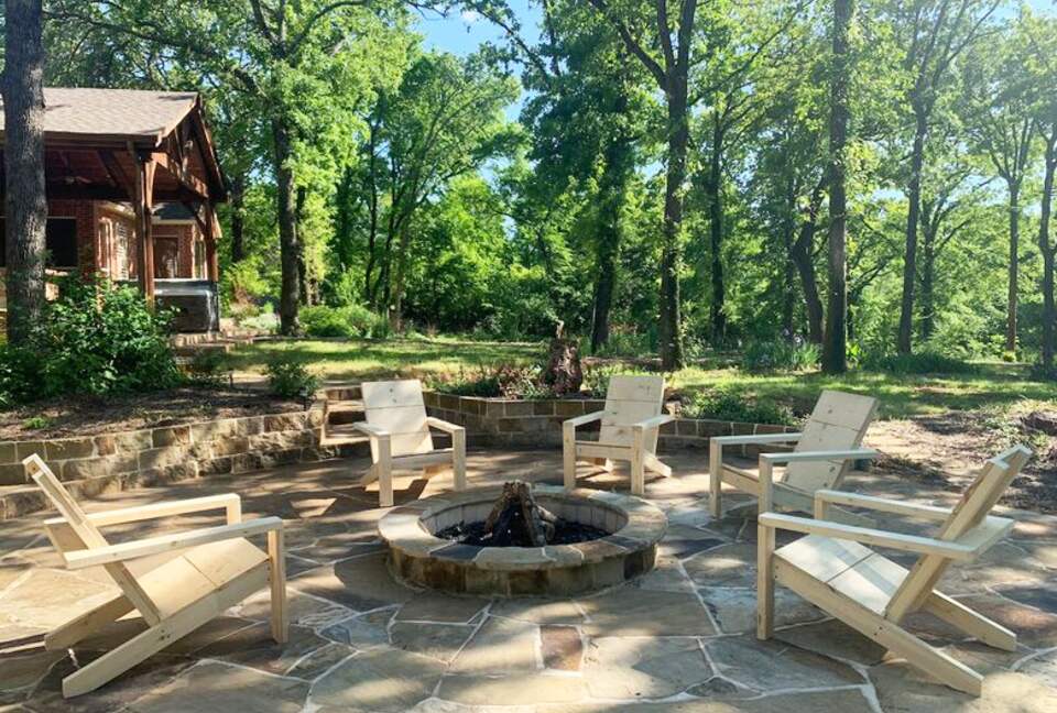 Elegant Lake & Country Haven - Little Elm, Texas